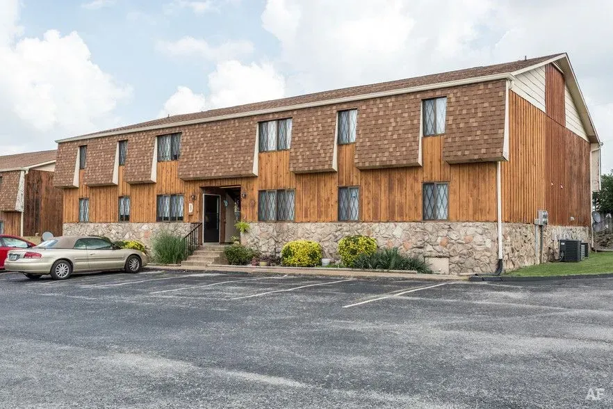 multi family roofing project goodlettsville