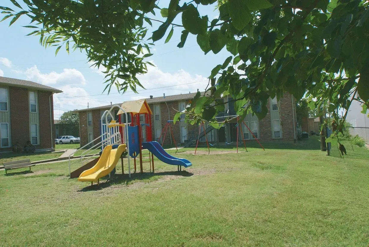 multi family roofing project nashville tn