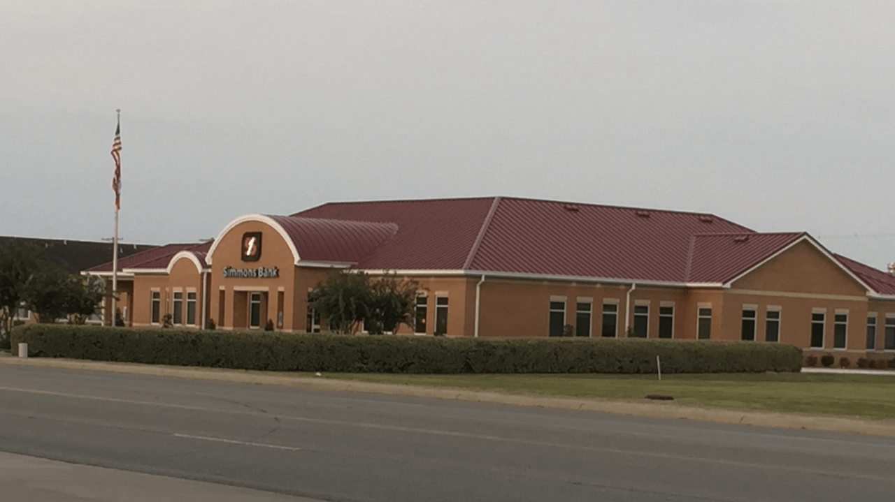 Simmons Bank in Hot Springs, AR