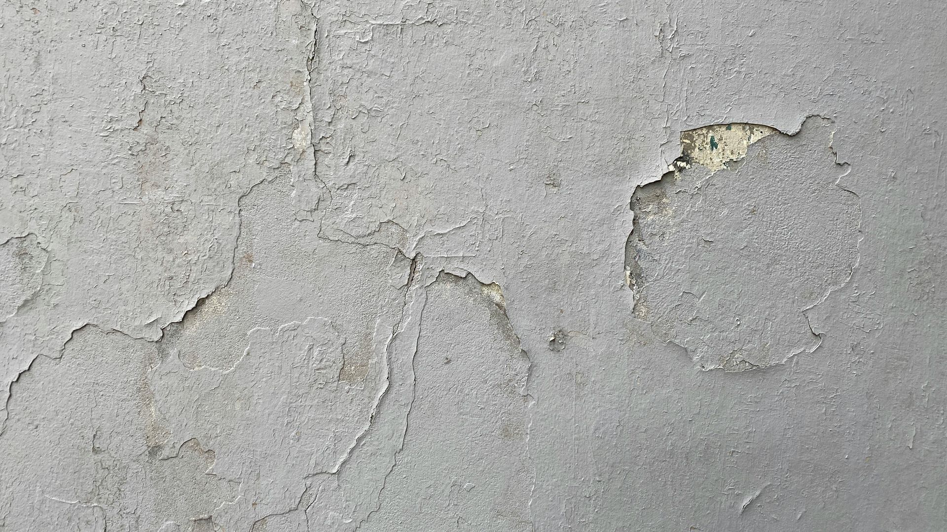 Small Drywall Cracks: Hidden Dangers You Shouldn't Ignore