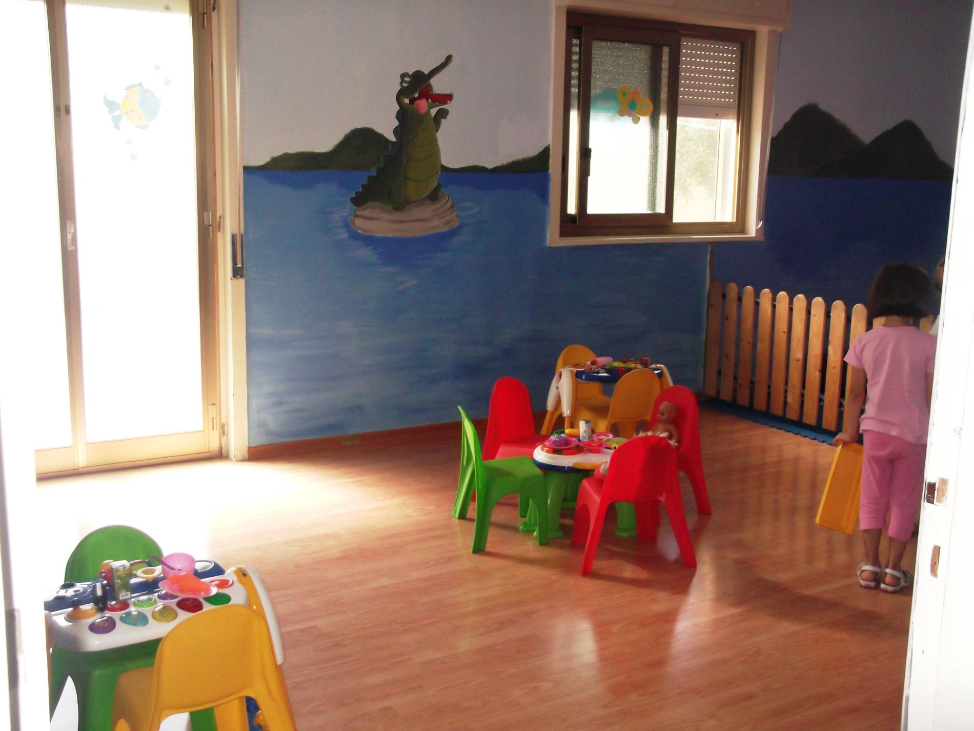 scuola materna con parco esterno