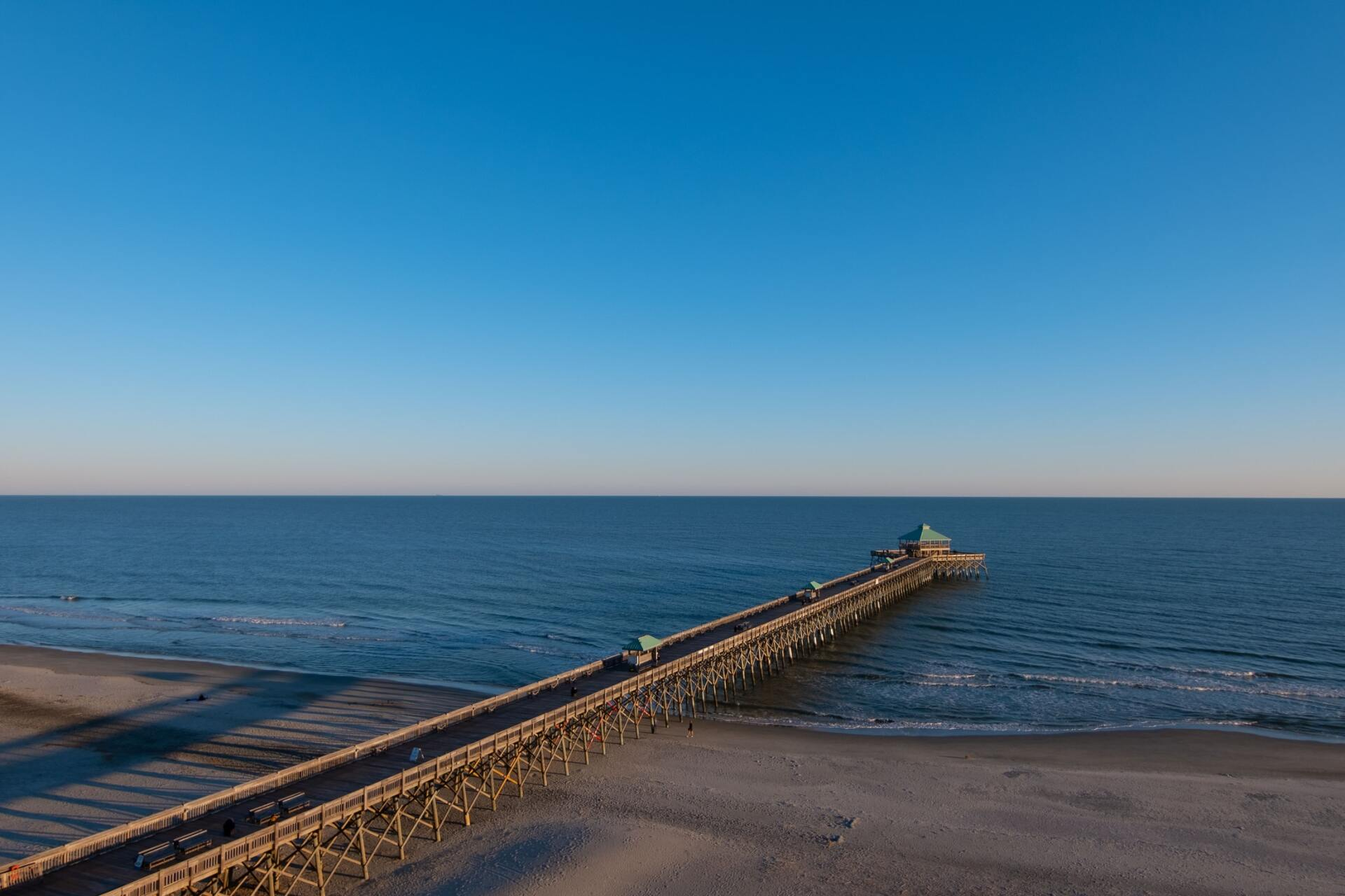 5 Reasons to Live on Folly Beach