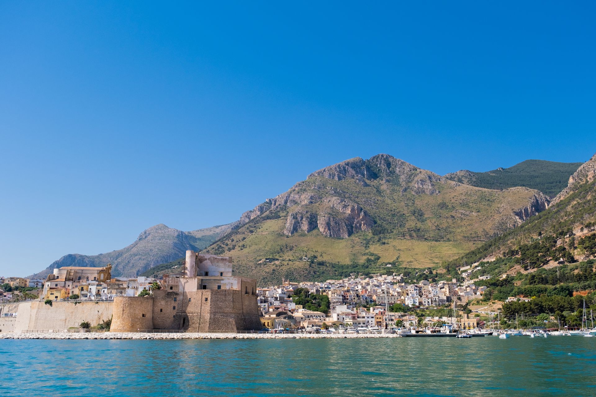 Noleggo Barche mezza giornata San Vito Lo Capo