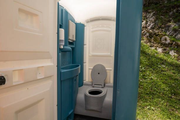 Porta Potty Features