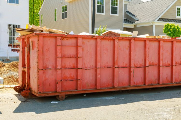 Simplify Cleanup with Our Dumpsters | 24/7 Emergency Dumpsters
