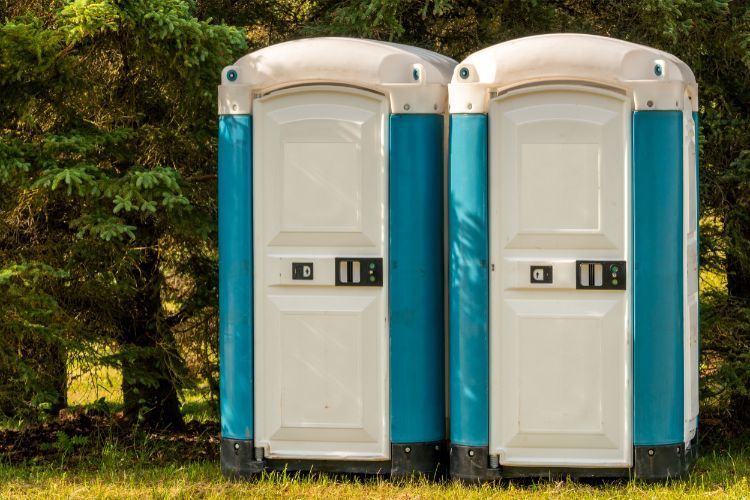 portable luxury restroom