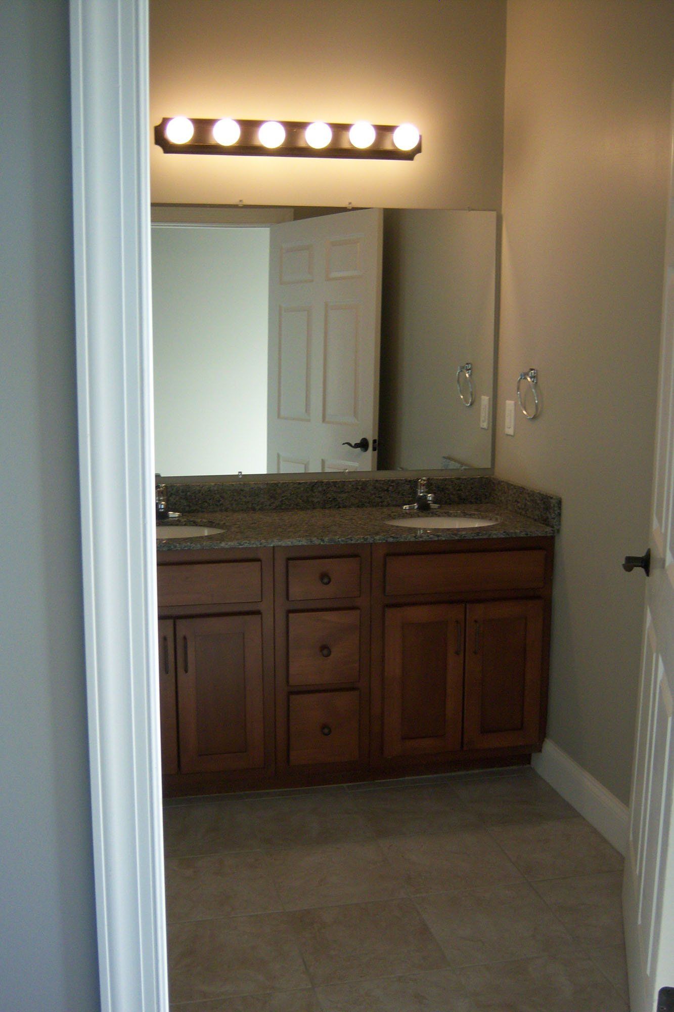 Clinton Street Commons Photo