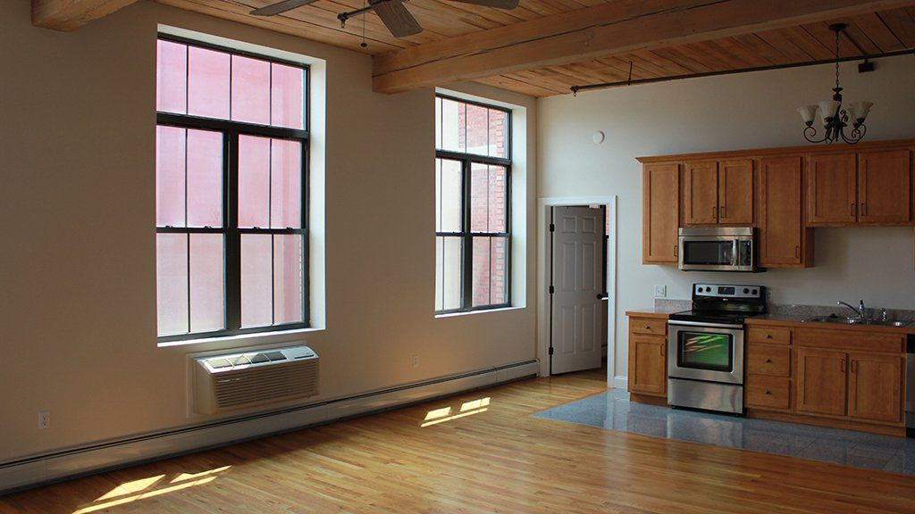 Franklin View Terrace Living Room/Kitchen