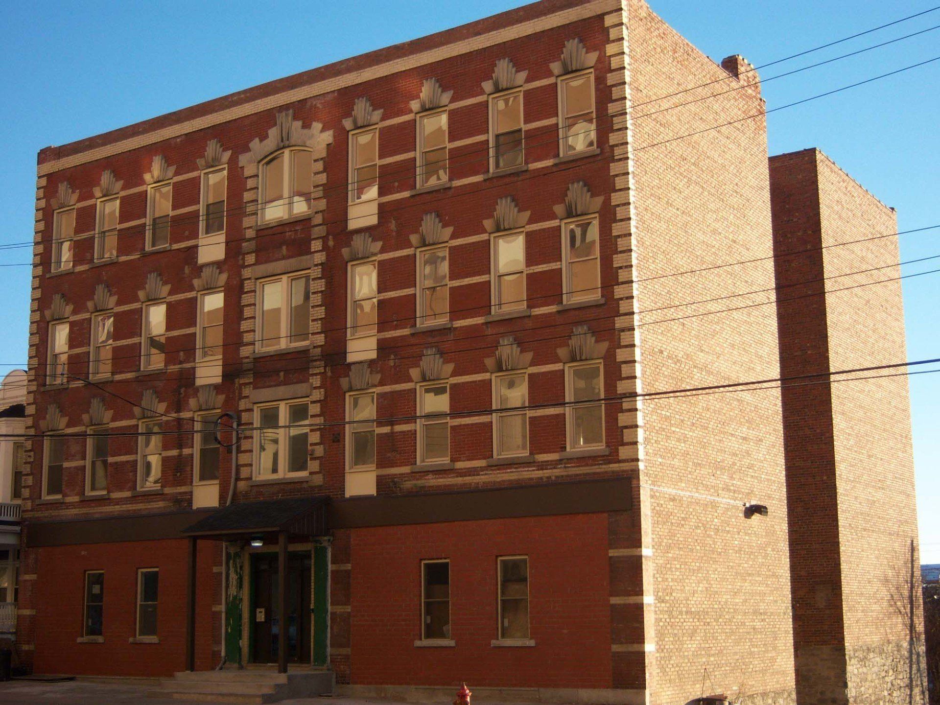 Flats at North State Street Photo