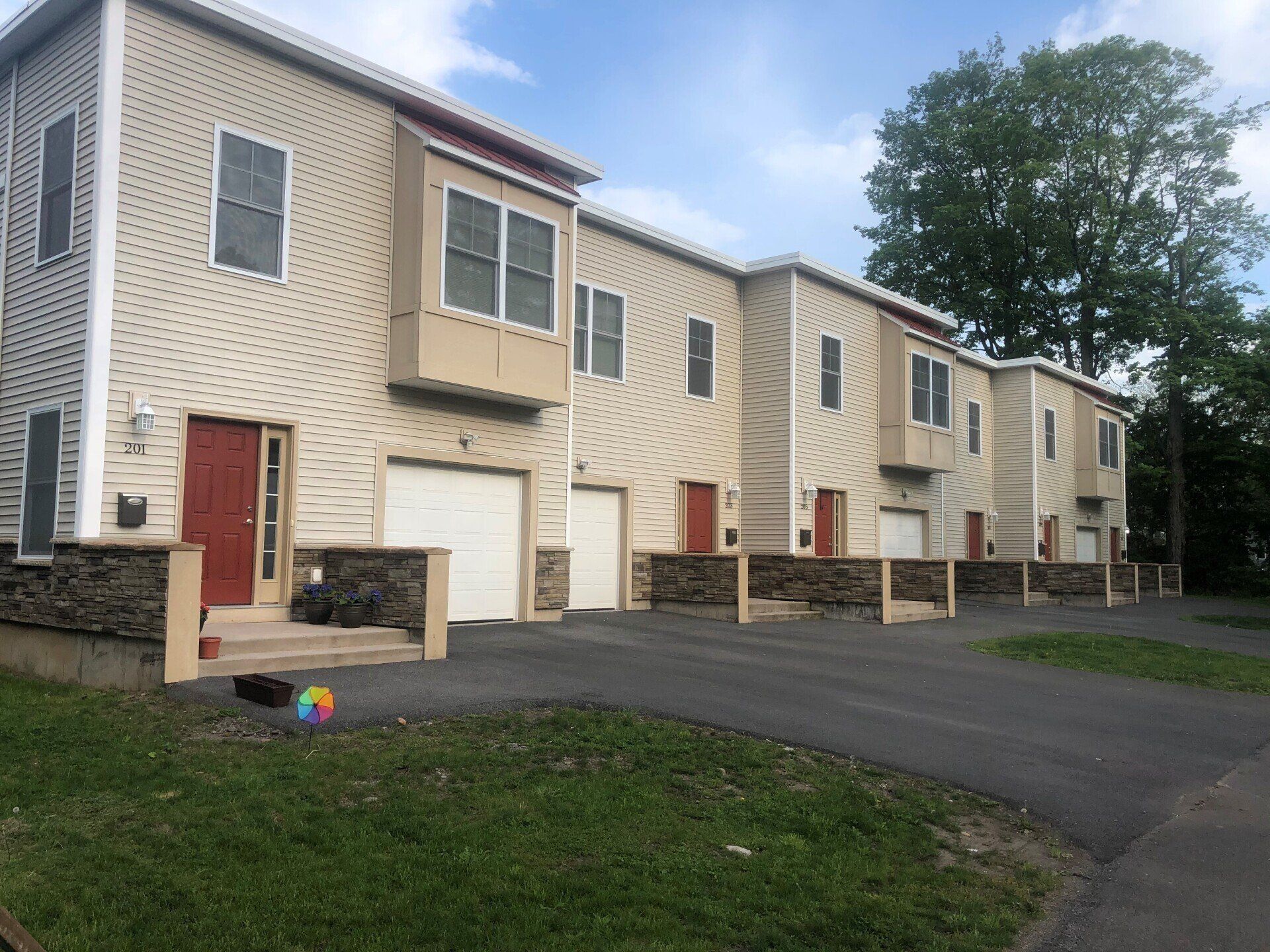 Walnut Creek Townhomes Syracuse Premier Apartments