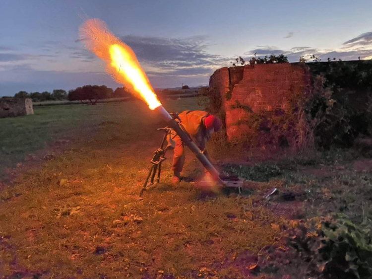Dorsets night time mortar fire