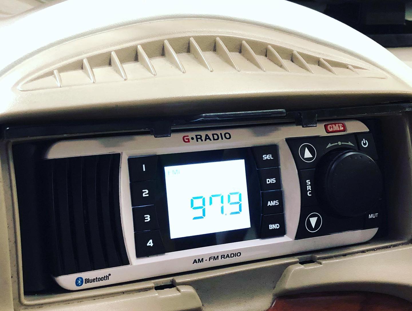 GME Boat Radio — Boat Accessories in Noosaville QLD