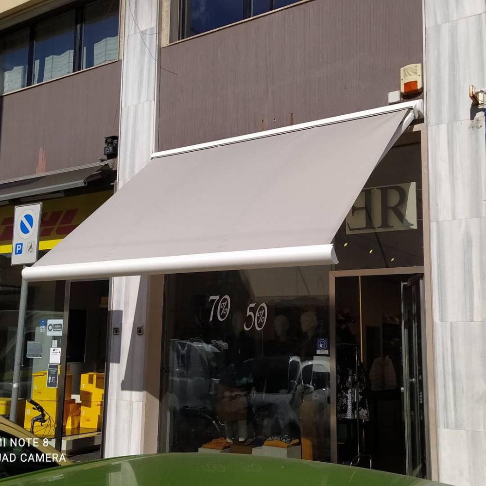 Tenda esterna a rullo