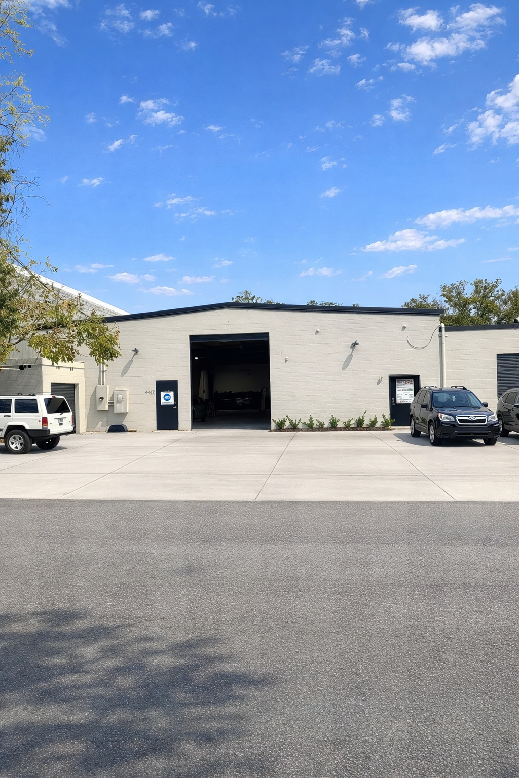 local auto shop vs dealership services