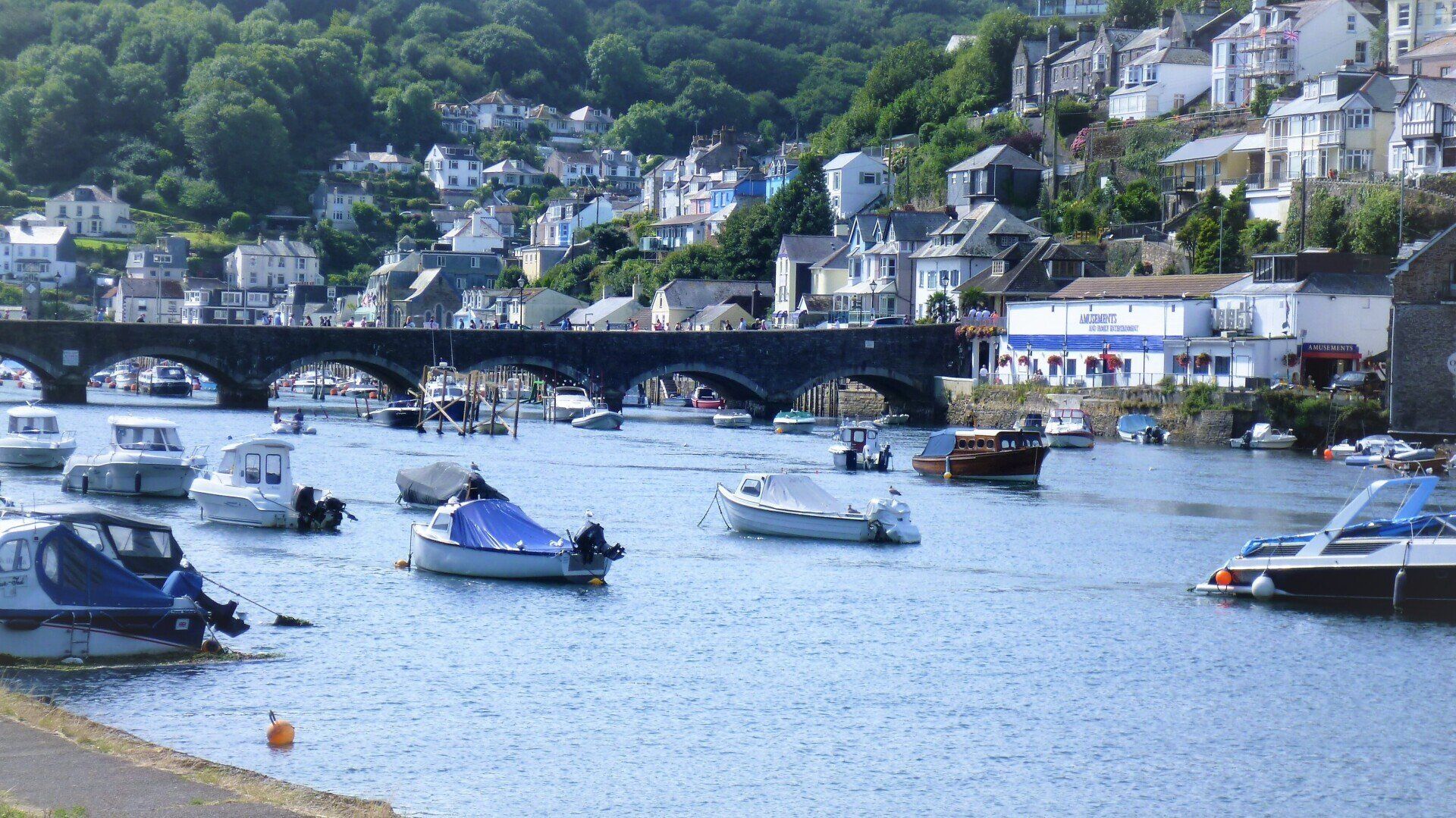 Bridge between East and West Looe