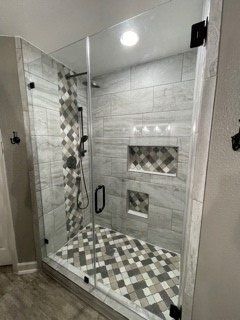 Bathroom Improvement — Clute, TX — Gulf Coast Glass Company