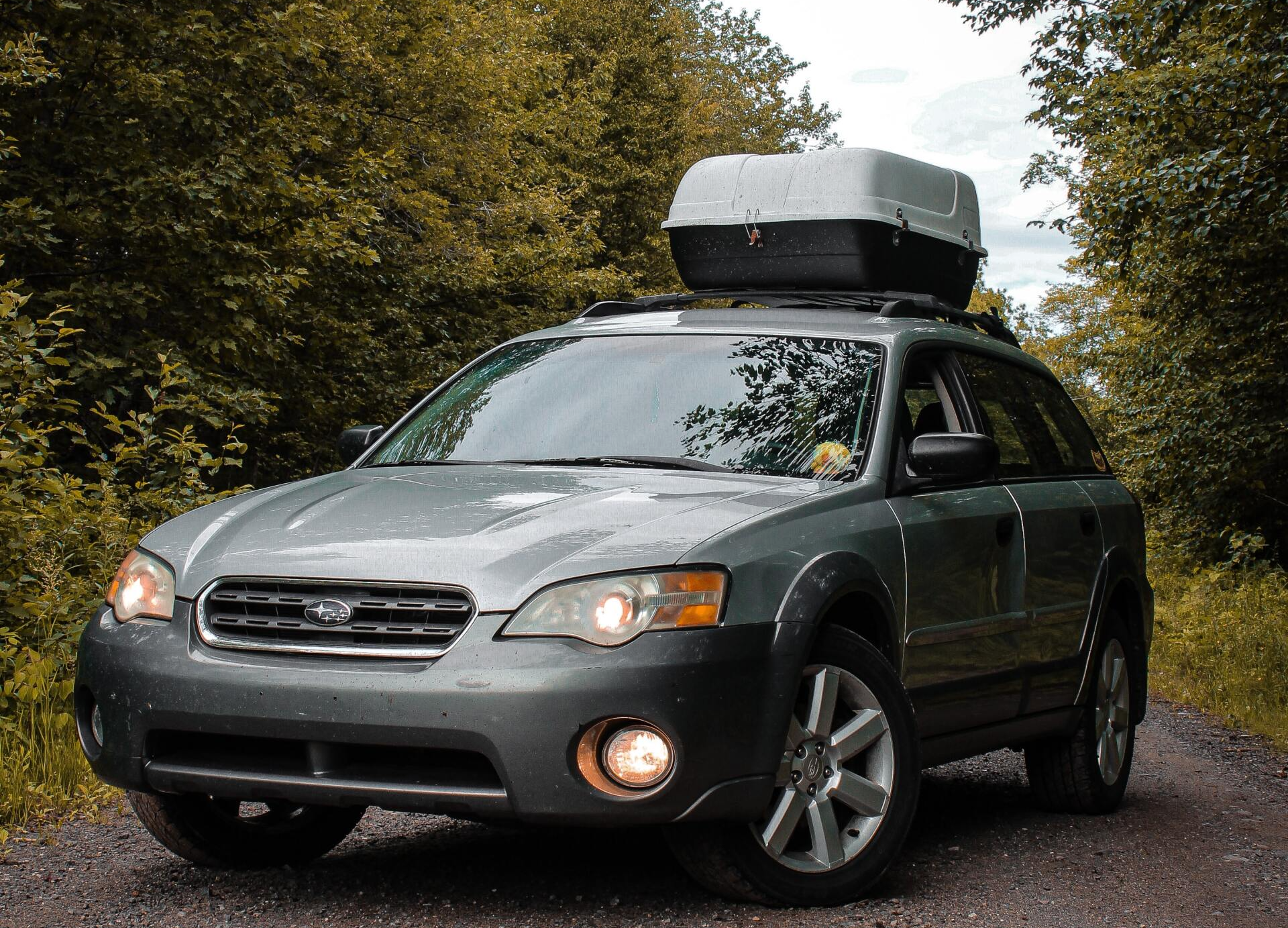 A gray subaru outback