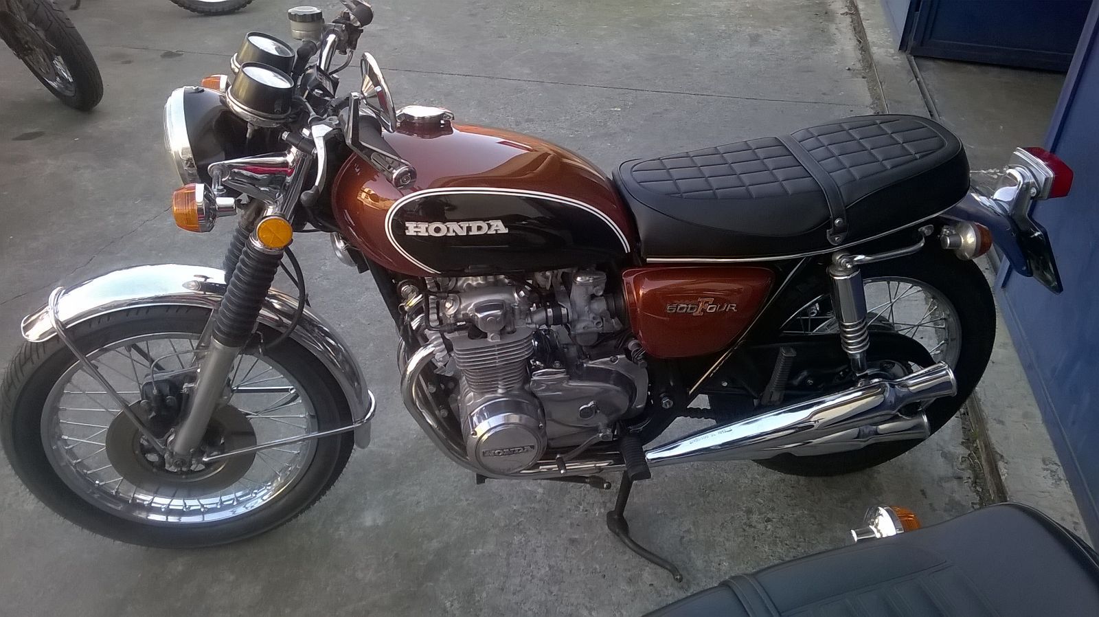 restauro moto d'epoca