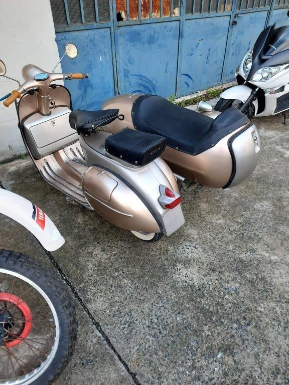 restauro moto d'epoca