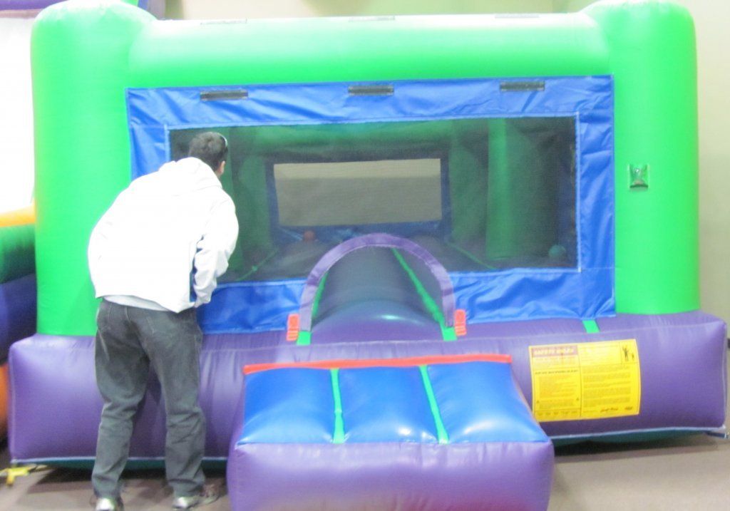 Little Bit Bounce (12 x 20)