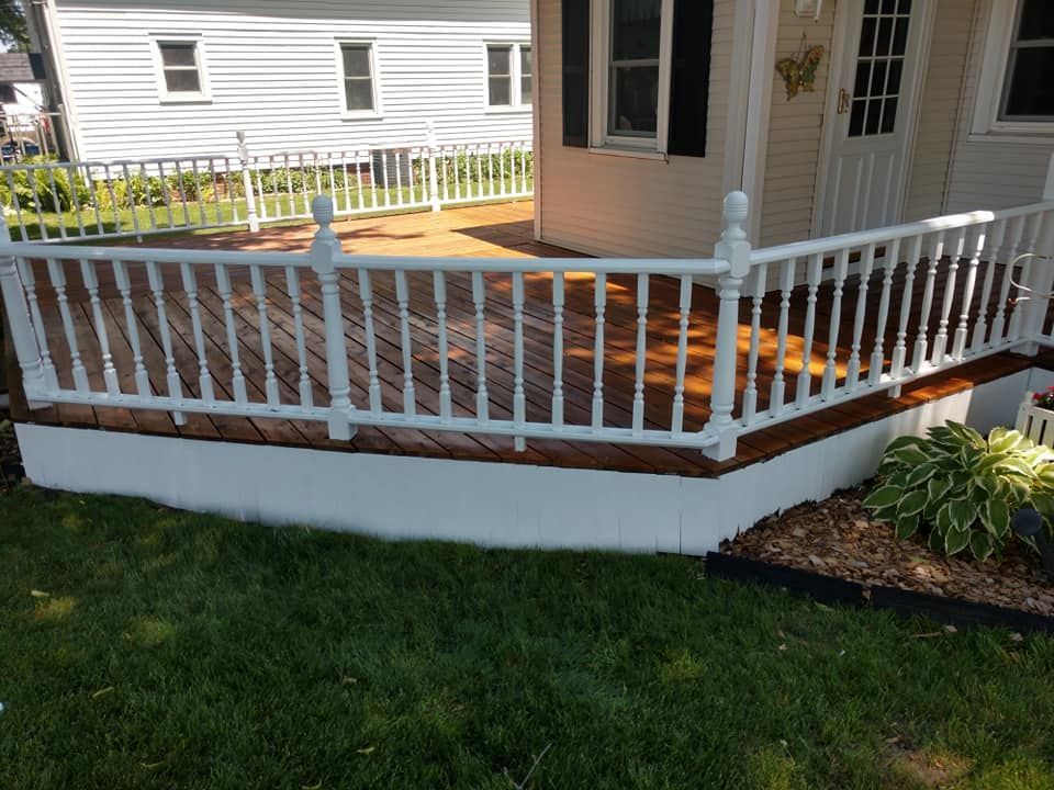 Big House Deck - Des Monies, IA - Anderson Professional Painting