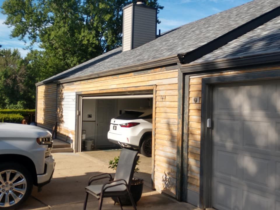 New Garage Power Washing - Des Monies, IA - Anderson Professional Painting