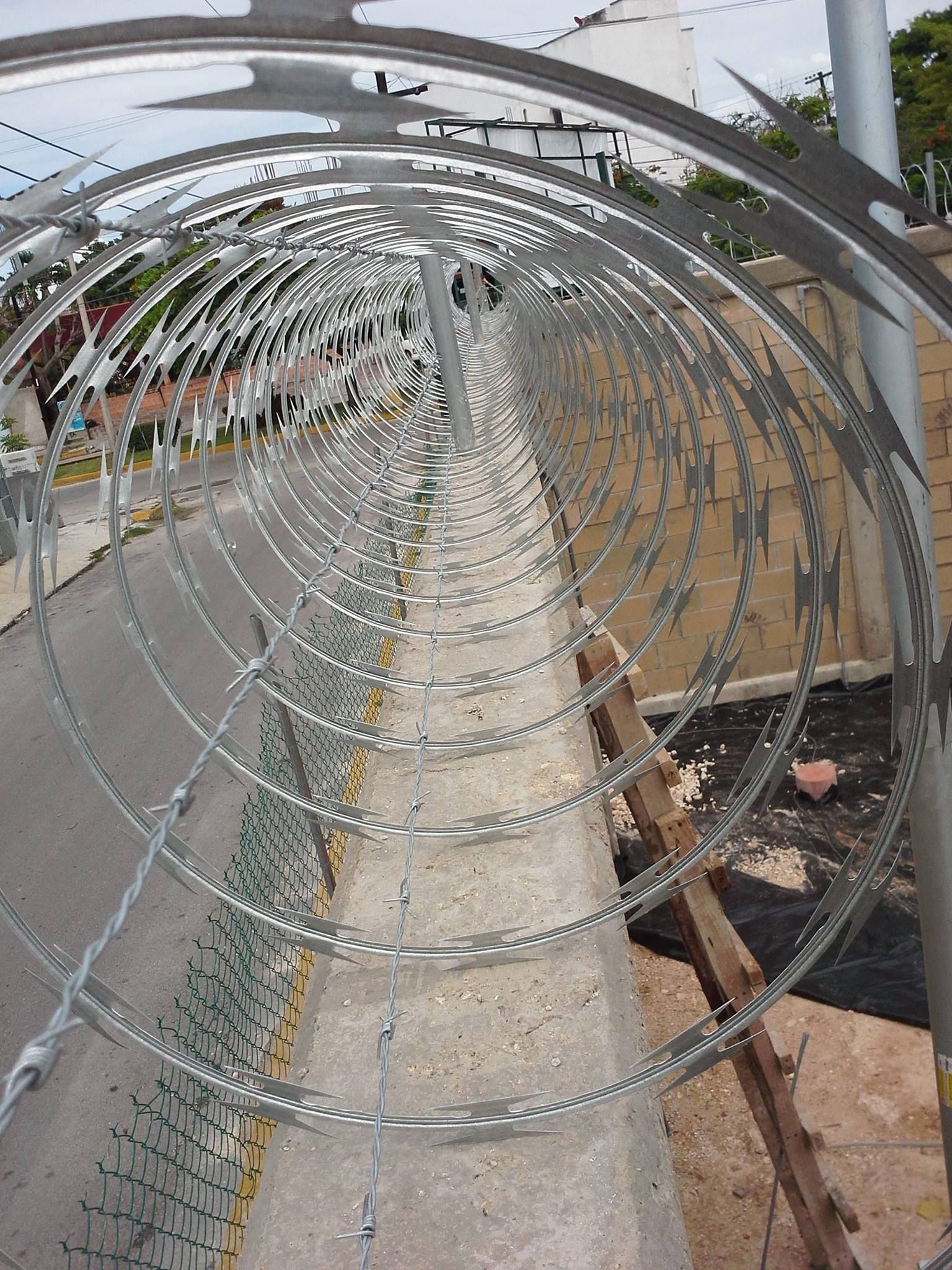 GRUPO MULTICERCAS DEL CARIBE