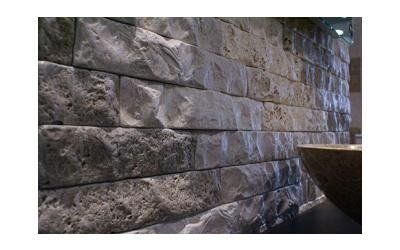 mura  con rivestimento in ardesia