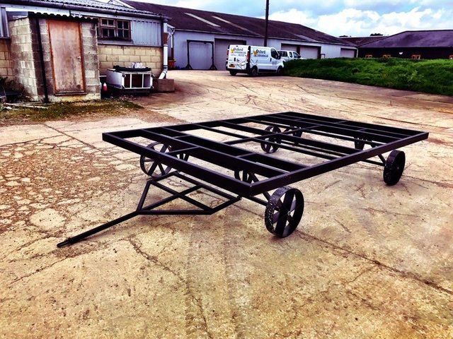 Undercarriage to a shepherd's hut