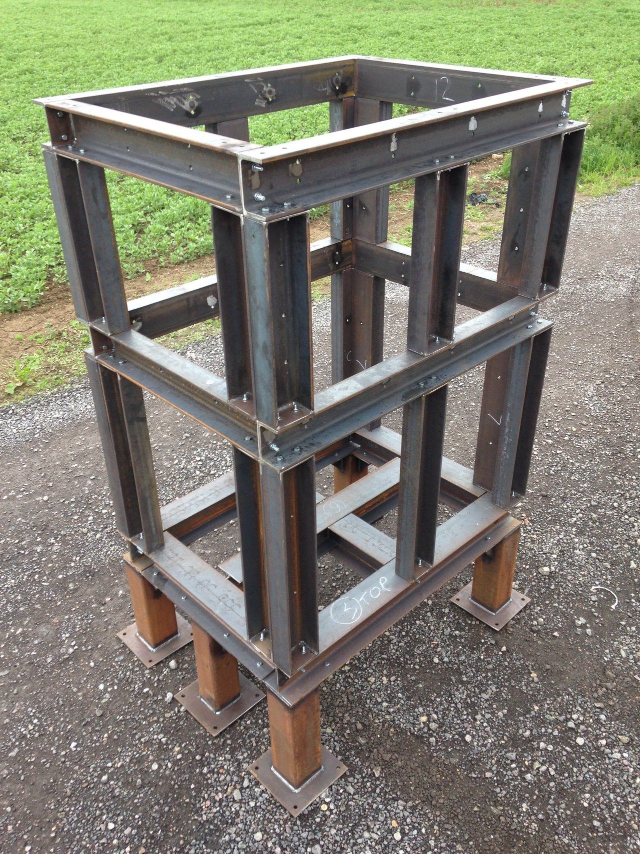 Large Structural tower  for Oxford University engineering department