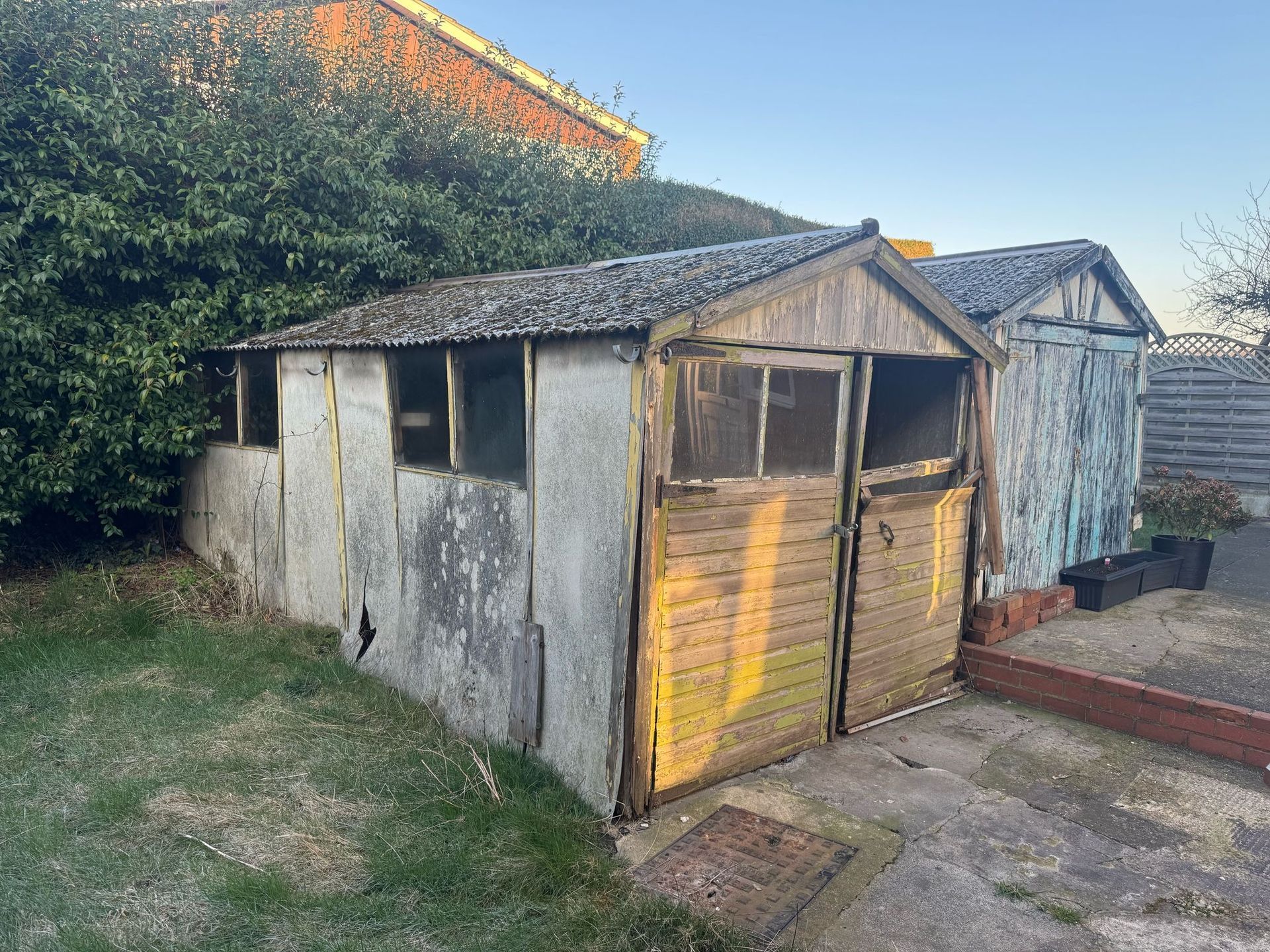 Oldham Asbestos Garage Removal 