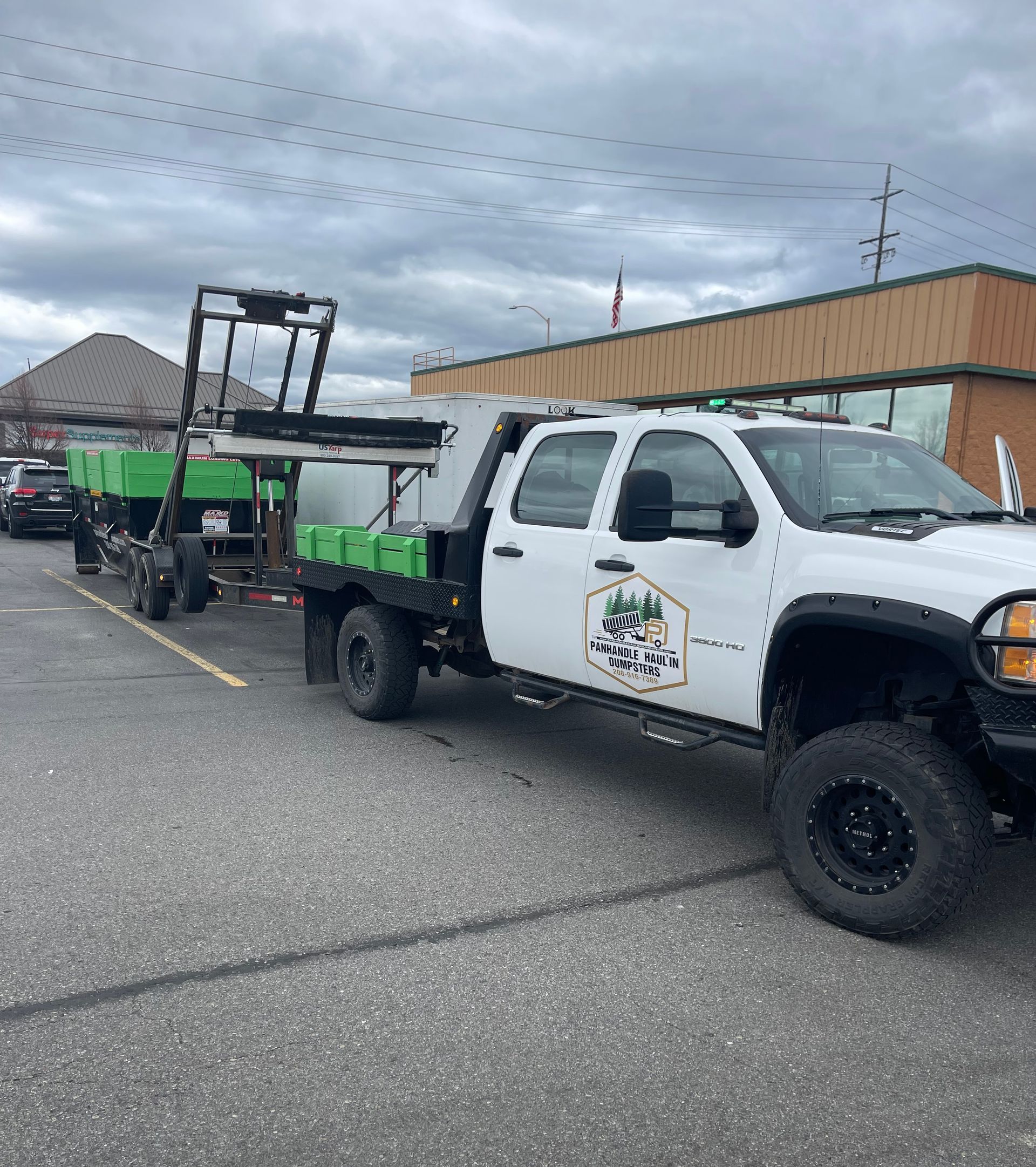 Panhandle Haul’in Dumpster Container