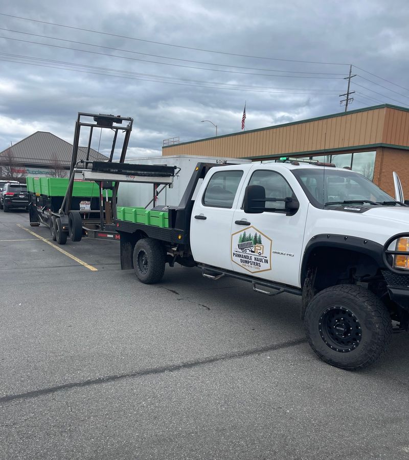 Panhandle Haul’in Dumpster Container