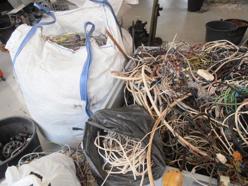 trattamento rifiuti elettrici e cavi