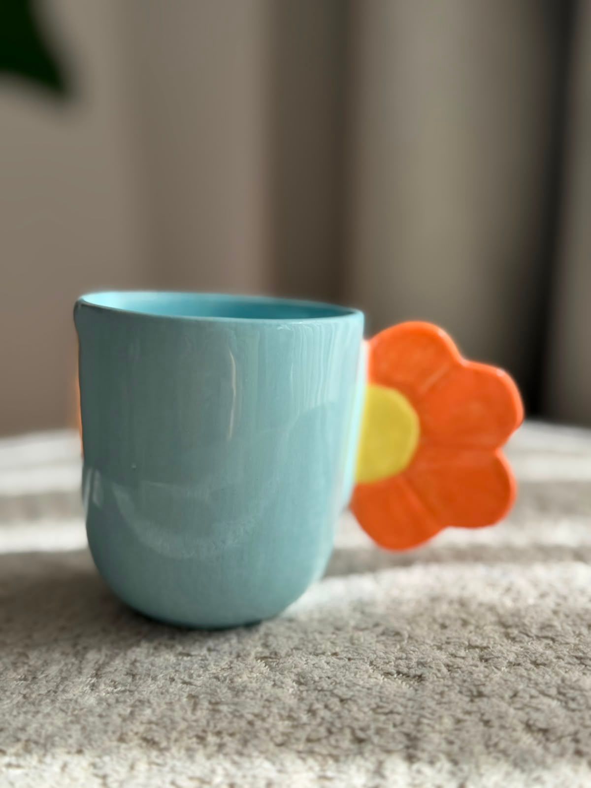 taza/mate celeste pastel asa flor