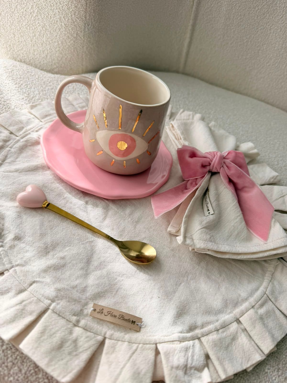 taza ojo pink linea Buda