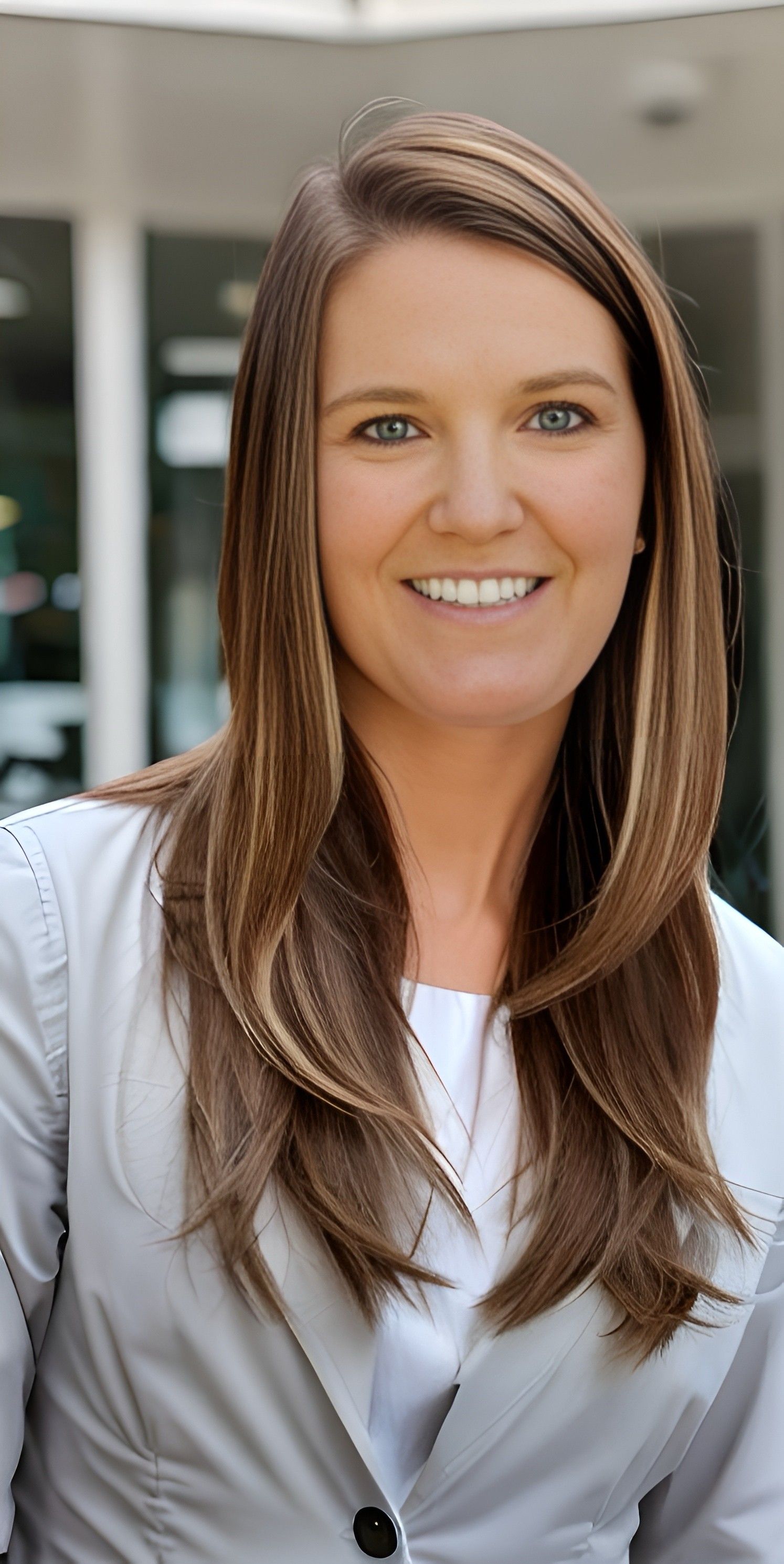 Jamie Moore Headshot