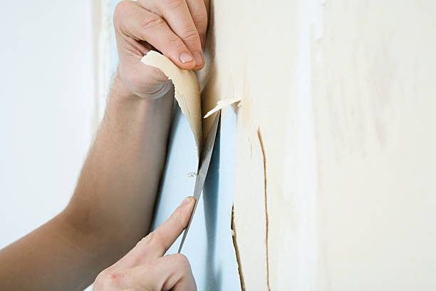Hire a Professional for Wallpaper Removal