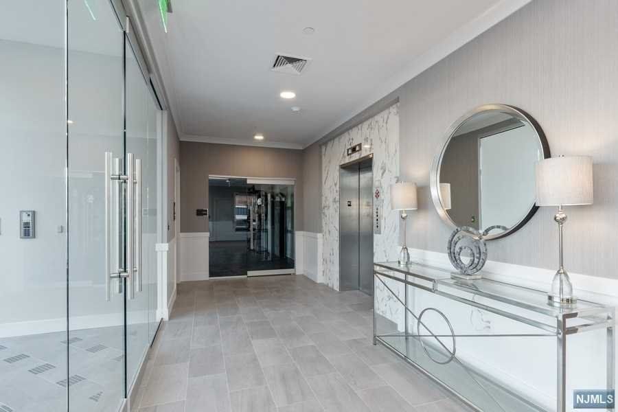 The Grande Saddlebrook lobby