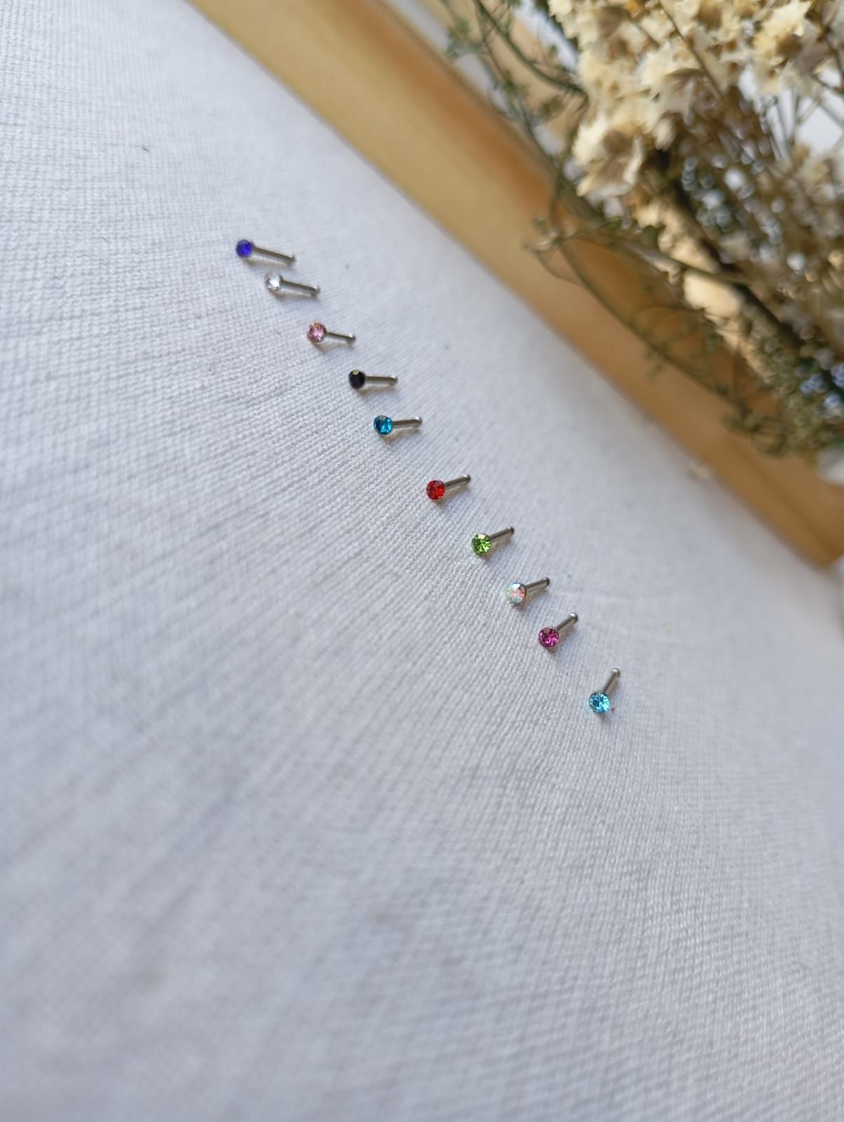 Piercing nariz con perno recto