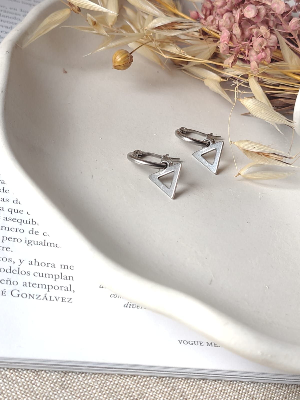 Argolla con dije Triangulo