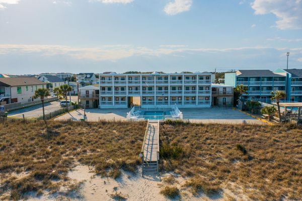 Welcome to The Sand Dunes Motel