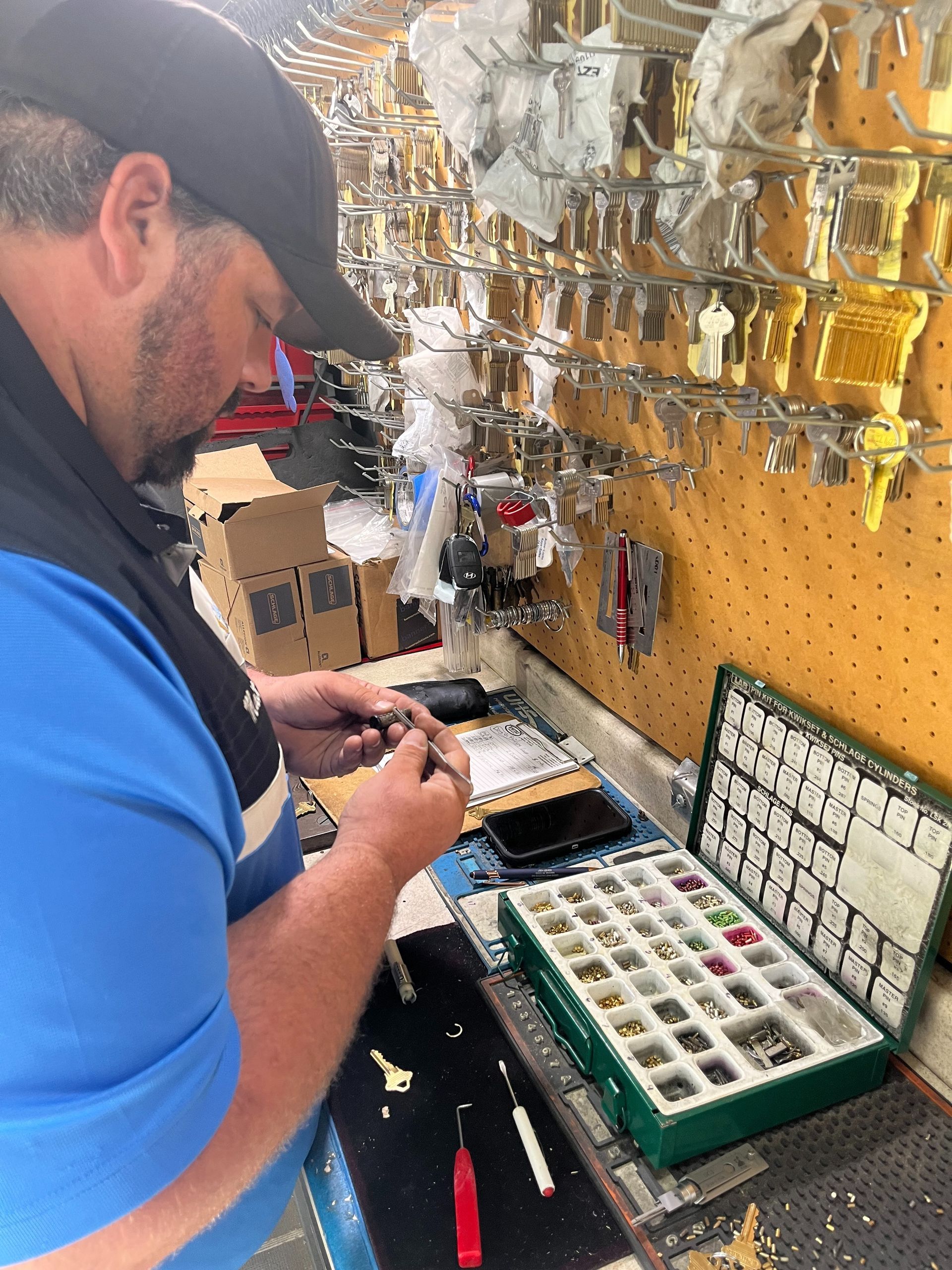 Day in a life of a Locksmith Locks and Unlocks