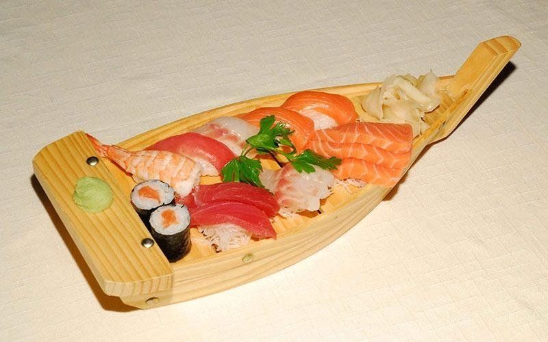 sashimi misto 16 pezzi