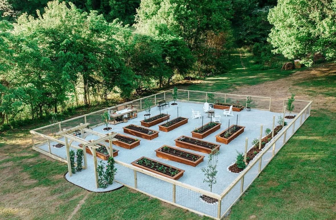 RAISED GARDEN BEDS
