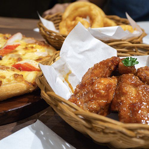Pizza & Wings