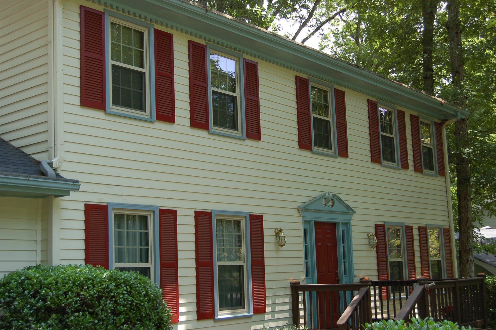 White And Red Paint House — Tucker, GA — Quinn Windows