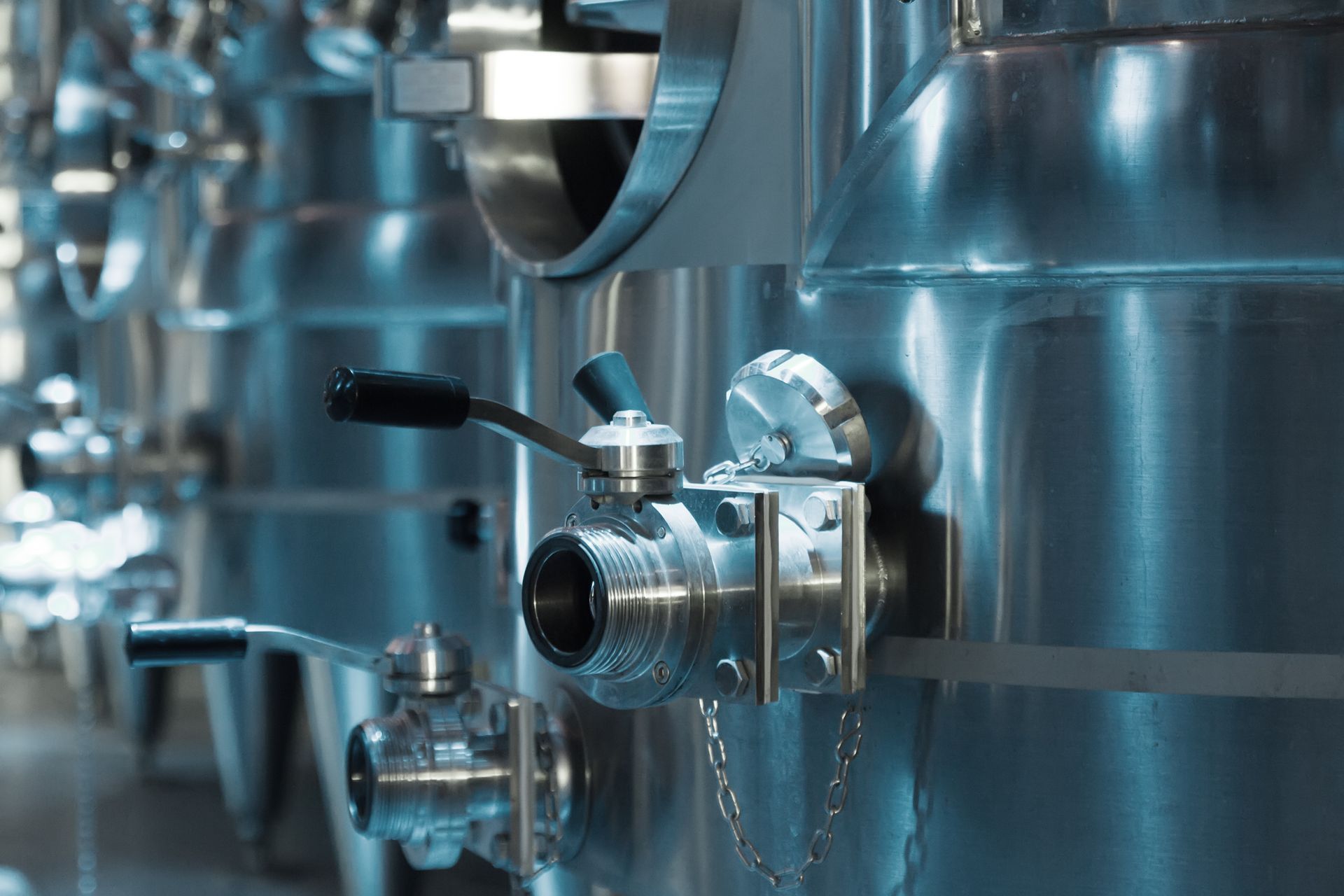 Microfiltración industrial para clarificación y reducción de coloides
