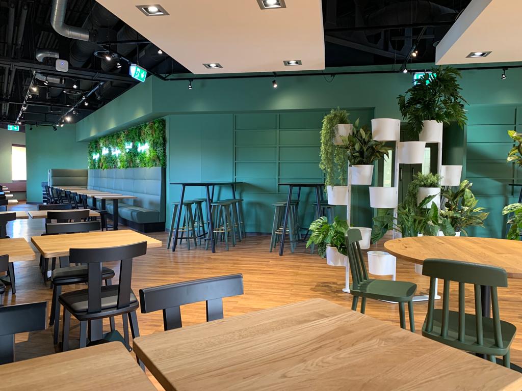 Raststätte Pratteln Gastraum