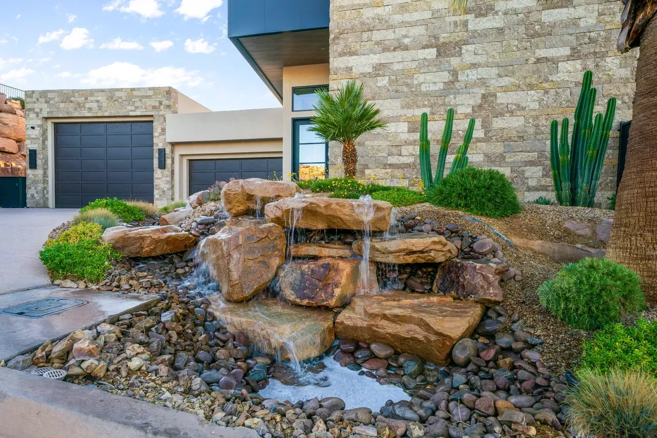 Water Feature Installation, Custom Water Features | St. George, UT |  Paradise Landscape, image size:1280x854